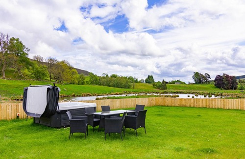 Blairgowrie Apartment | Easter Caiplich - a holiday cottage that sleeps 6 guests in 3 bedrooms