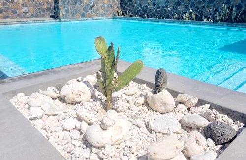 Poste Lafayette Apartment | Eastern Blue - Sea View Luxury Apartment