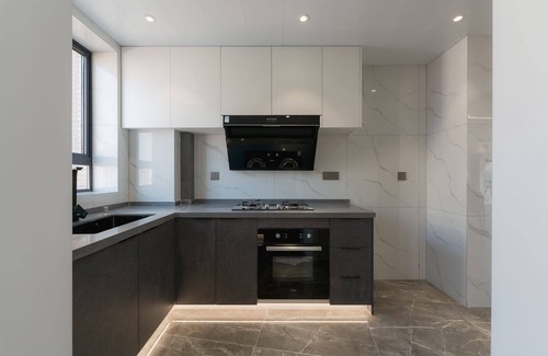 Huaihai Road Commercial Area Apartment | Eastern Hub - Brand New Apartment, Walk to People Square, Bund, Yuyuan Garden