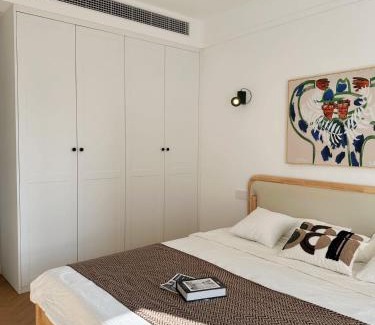 Shanghai Apartment | Eastern Hub - Bund Branch Yongye house Designer Deluxe Three bedrooms nice view