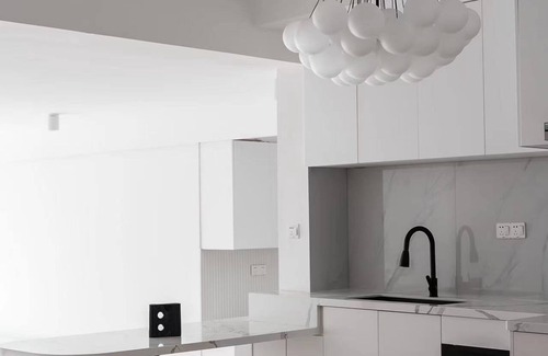 Downtown Shanghai Apartment | Eastern Hub - Cream Stylish 3Bedroom apartment near Xintiandi, subway