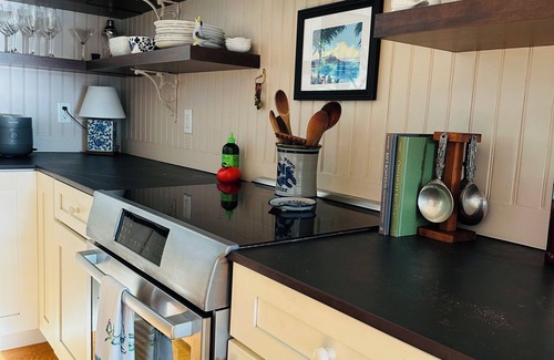Magnolia Cottage | Eastern shore beachfront cottage with stunning sunset views!