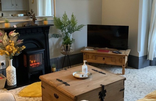 Heworth Apartment | EASTERN VILLA CITY CENTRE APARTMENT SLEEPS 4 FREE WIFI AND CAR PARKING