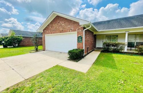 Hammond Apartment | Eastgate 17A beautiful townhouse
