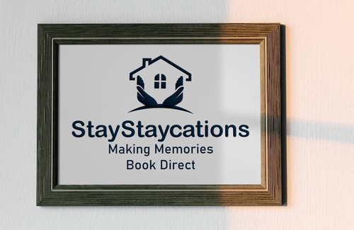 Easton Apartment | Easton 2 by StayStaycations