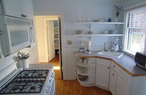 Easton's Point House | Easton's Beach House: Fall Weekends, Cozy Firepit, Steps to the Beach!
