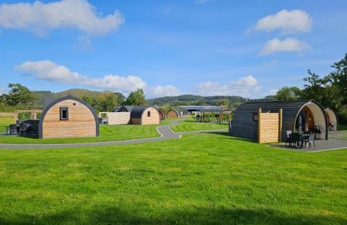 Pontesbury Ski Chalet | EASTRIDGE GLAMPING