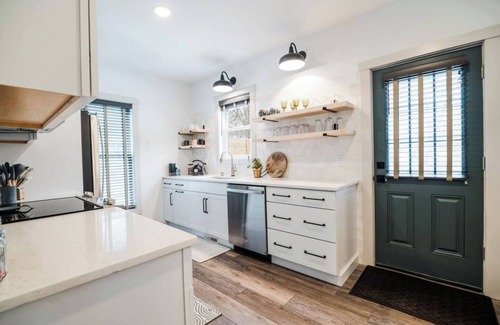 Boyne City House | Eastside Cozy Cottage - Blocks from Downtown BC