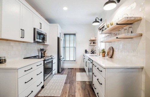 Boyne City House | Eastside Cozy Cottage - Blocks from Downtown BC