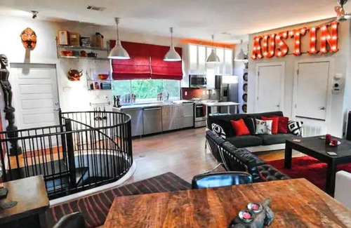 Blackshear-Prospect Hill House | Eastside Hilltop Skyline Stunner