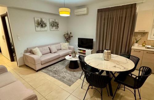 Anatoli Apartment | EastView