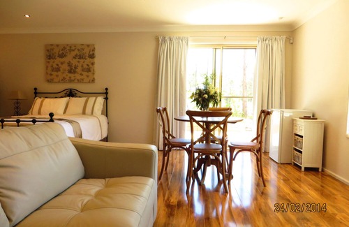 Falls Creek Apartment | Eastview Studio - Jervis Bay