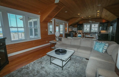 Southern Shores House | Eastwick - Relax and unwind from this 5BR home w/Private Pool & private walkway to beach!