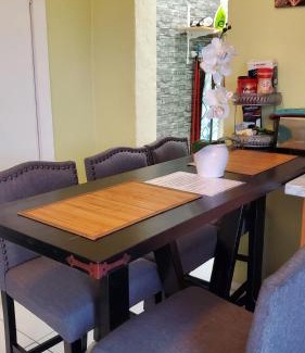 Nassau House | Eastwood Escape
