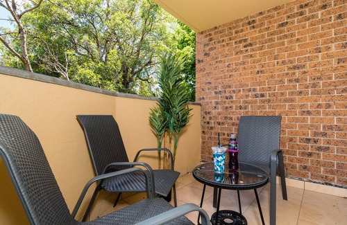 Eastwood Apartment | Eastwood Furnished Apartments - 2 Bedroom Unit