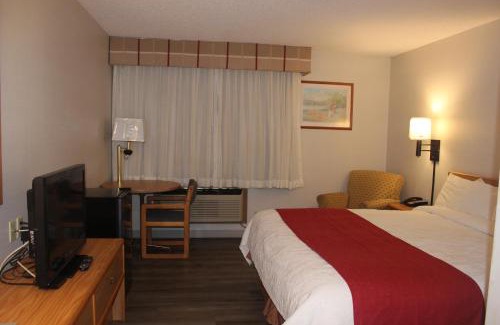 Motley Hotel | Eastwood Inn
