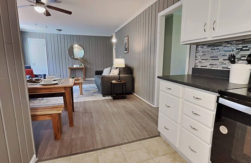 Indianapolis House | Easy Access&Close to Speedway-Capital City Delight