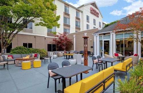 Five Oaks House | Easy access to Beaverton attractions