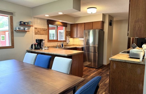 Cable House | Easy access to ski and bike trails. Walk to Cable restaurants & shops.
