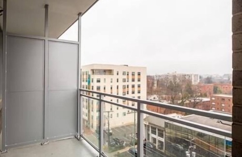 Woodmont Triangle Apartment | Easy commute to DC! | Spa & Pool | Near Bethesda Station | by GLS