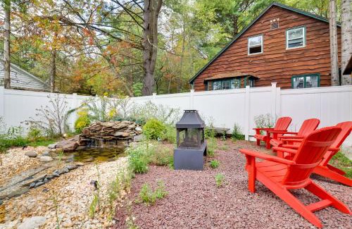 Blakeslee House | Easy Interstate Access Original Poconos Log Cabin