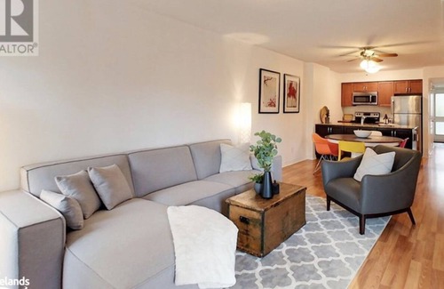 Collingwood Condo | Easy living condo in Collingwood, heated all season salt water pool!