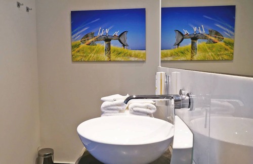 List Hotel | Easy Living Hotel