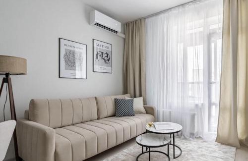Darnyckyj Apartment | Easy Living MetroNest