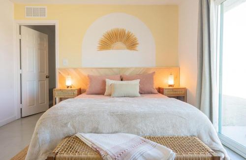 Yucca Valley House | Easy Rider Ranch - Hot Tub, Fire Pit & Hammocks Under the Stars! home