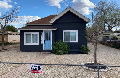 Winslow House | Easy Stay House