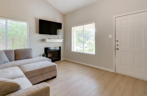 Bryan House | Easy Tailgate Access! Home 3 Mi to College Station