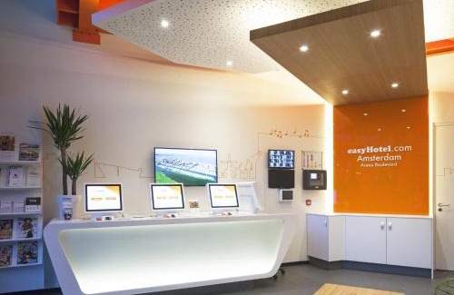 Zuidoost Hotel | easyHotel Amsterdam Arena Boulevard