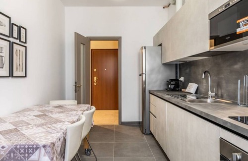 Prato Centenaro Apartment | Easylife - Elegant apartment in Viale Giovanni Suzzani, 58