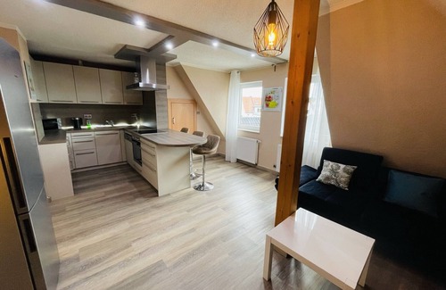 Bad Oeynhausen Apartment | EasyStay#3 Cozy vacation apartment near the clinic with box spring bed & Netflix
