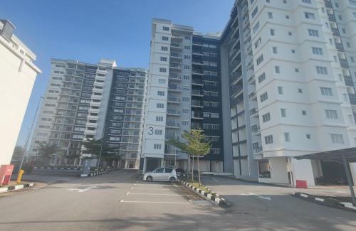 Taman Kolej Perdana Apartment | EasyStay Kampar (near UTAR) 5bedrooms 10pax Free WiFi