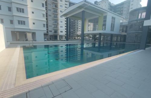 Taman Kolej Perdana Apartment | EasyStay Kampar (near UTAR) 5bedrooms 10pax Free WiFi