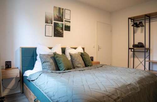 Fischeln Apartment | EasyStay Krefeld 10P Switch TV 2xApartments