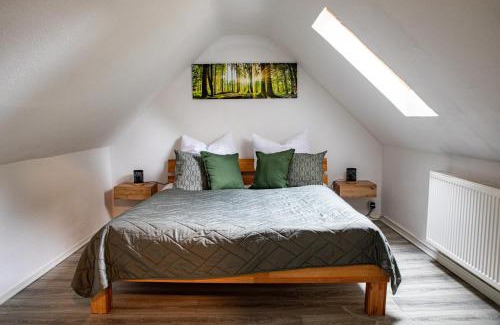 Fischeln Apartment | EasyStay Krefeld 10P Switch TV 2xApartments