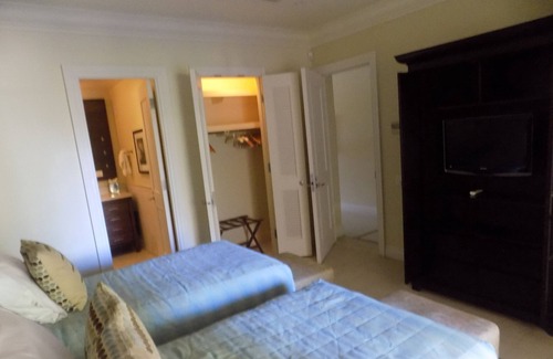Cap Estate Apartment | Eaton Residence