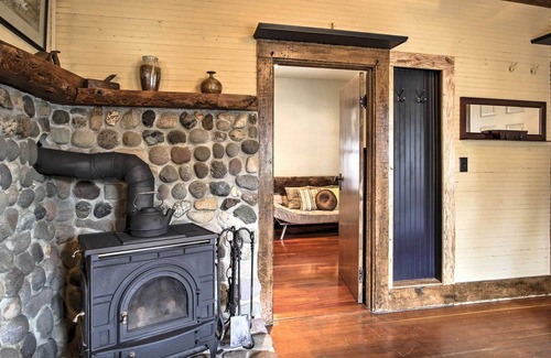 Eatonville House | Eatonville House w/ Fire Pit < 4 Mi to Ohop Lake!