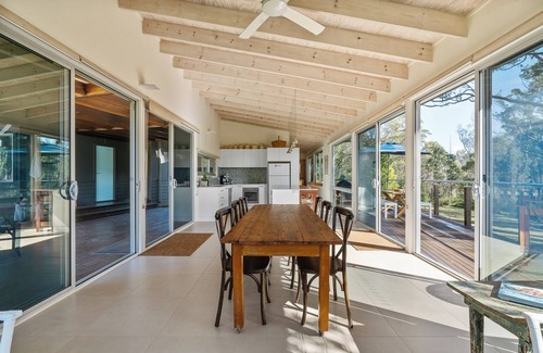 Bendalong House | Ebbys Beach House in the bush