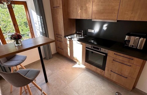 Hohenaschau im Chiemgau Apartment | Ebenerdige Ferienwohnung Schlossblick 60 qm, Separates Schlafzimmer, Terrasse