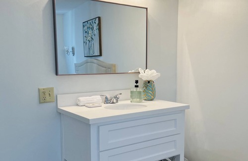 Marble Hill Hotel | EC Reed's Mercantile and Hotel