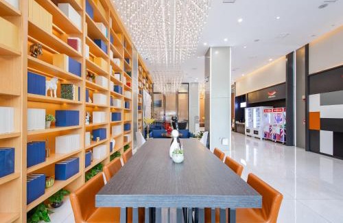Qiao Kou Hotel | Echarm Hotel - Wuhan Wusheng Road Metro Station CapitaMall