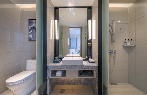 Zhongxiang Hotel | Echarm Hotel Zhongxiang Mochou Lake Branch