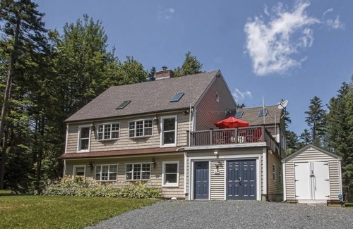 Wilmington House | Echo Hill- Sleeps 12, Minutes to Mt Snow