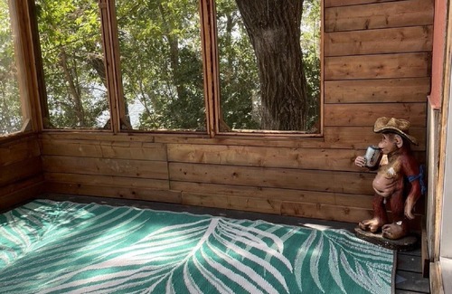 Saskatchewan Cabin | Echo Lake Lakefront Cabin in picturesque Qu’Appelle Valley,