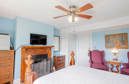 Laurel Park Bed & Breakfast | Echo Mountain Inn