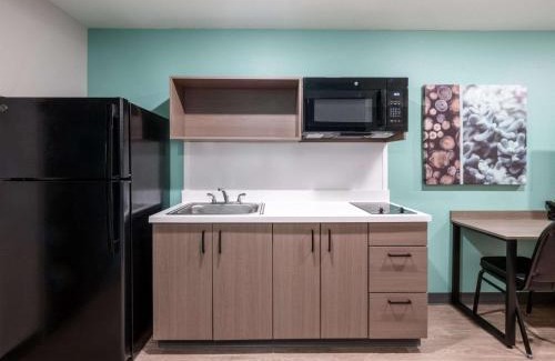 Madison Hotel | ECHO Suites Extended Stay by Wyndham Madison