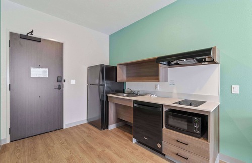 Plano Hotel | ECHO Suites Extended Stay by Wyndham Dallas Plano/Richardson